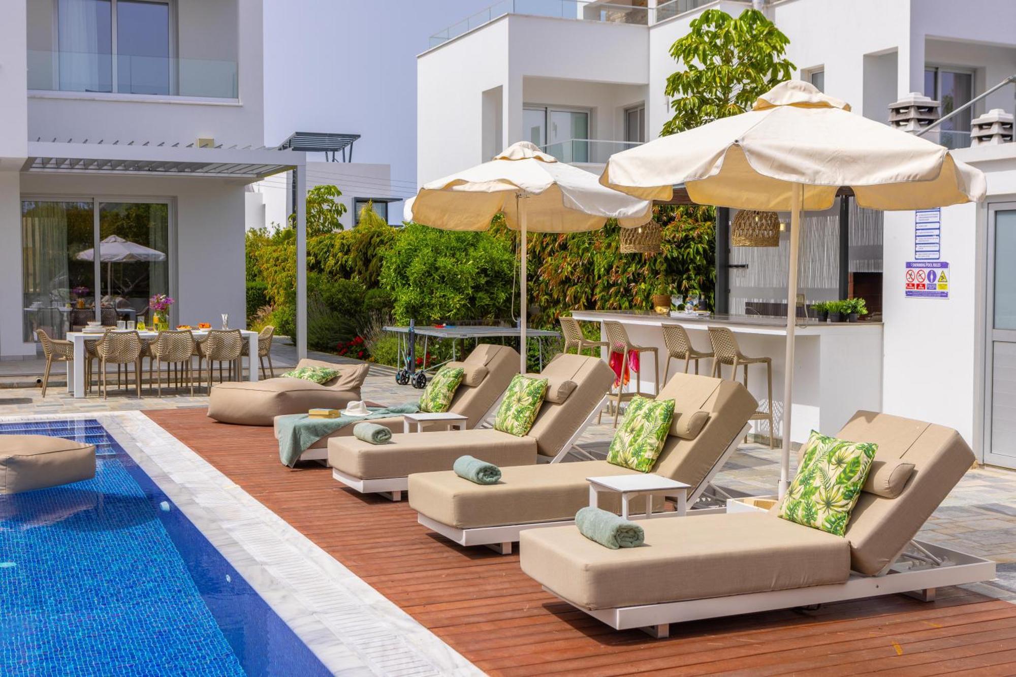 Green Heaven Villa 3 โปรทาราส ภายนอก รูปภาพ