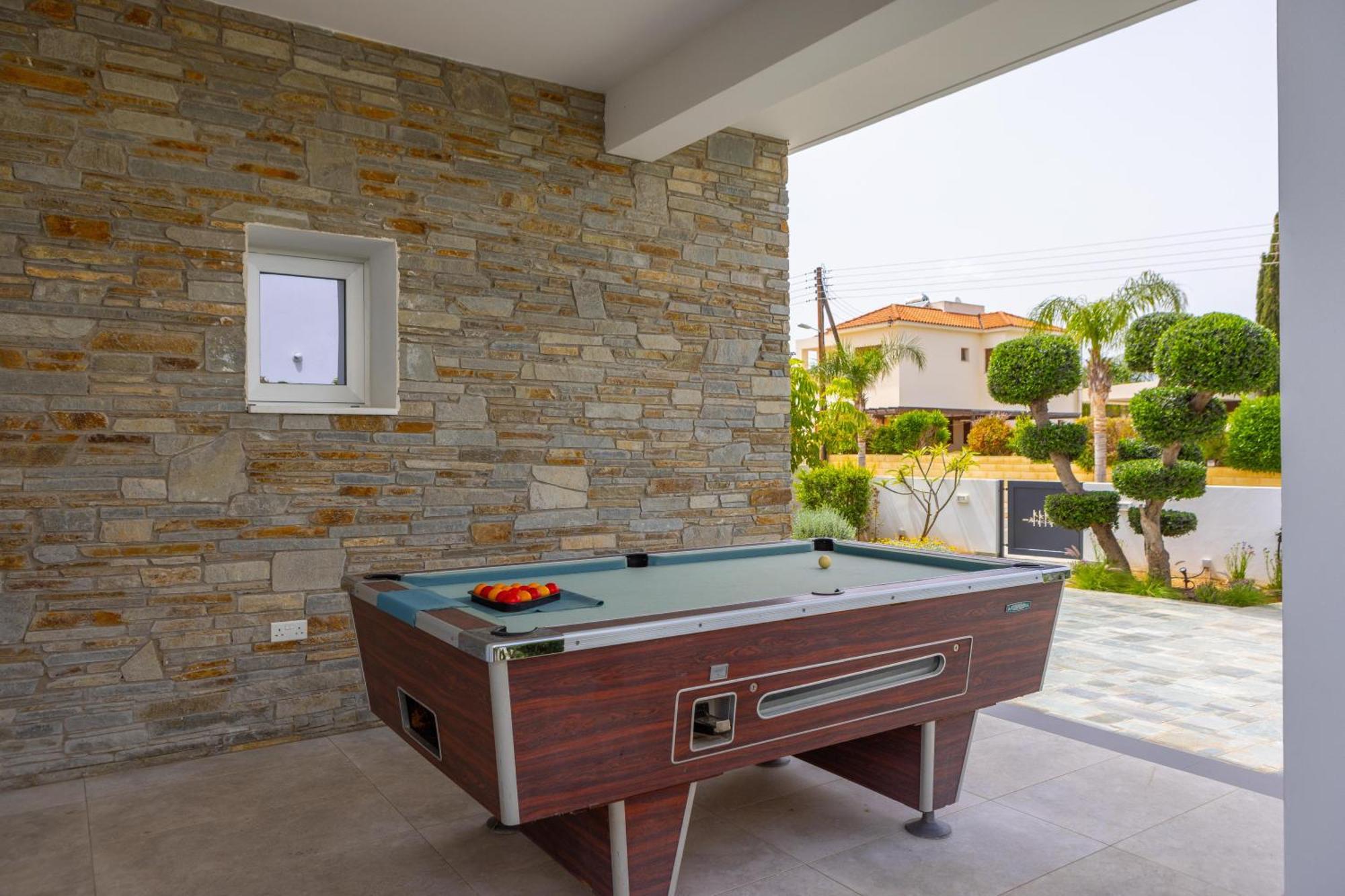 Green Heaven Villa 3 โปรทาราส ภายนอก รูปภาพ