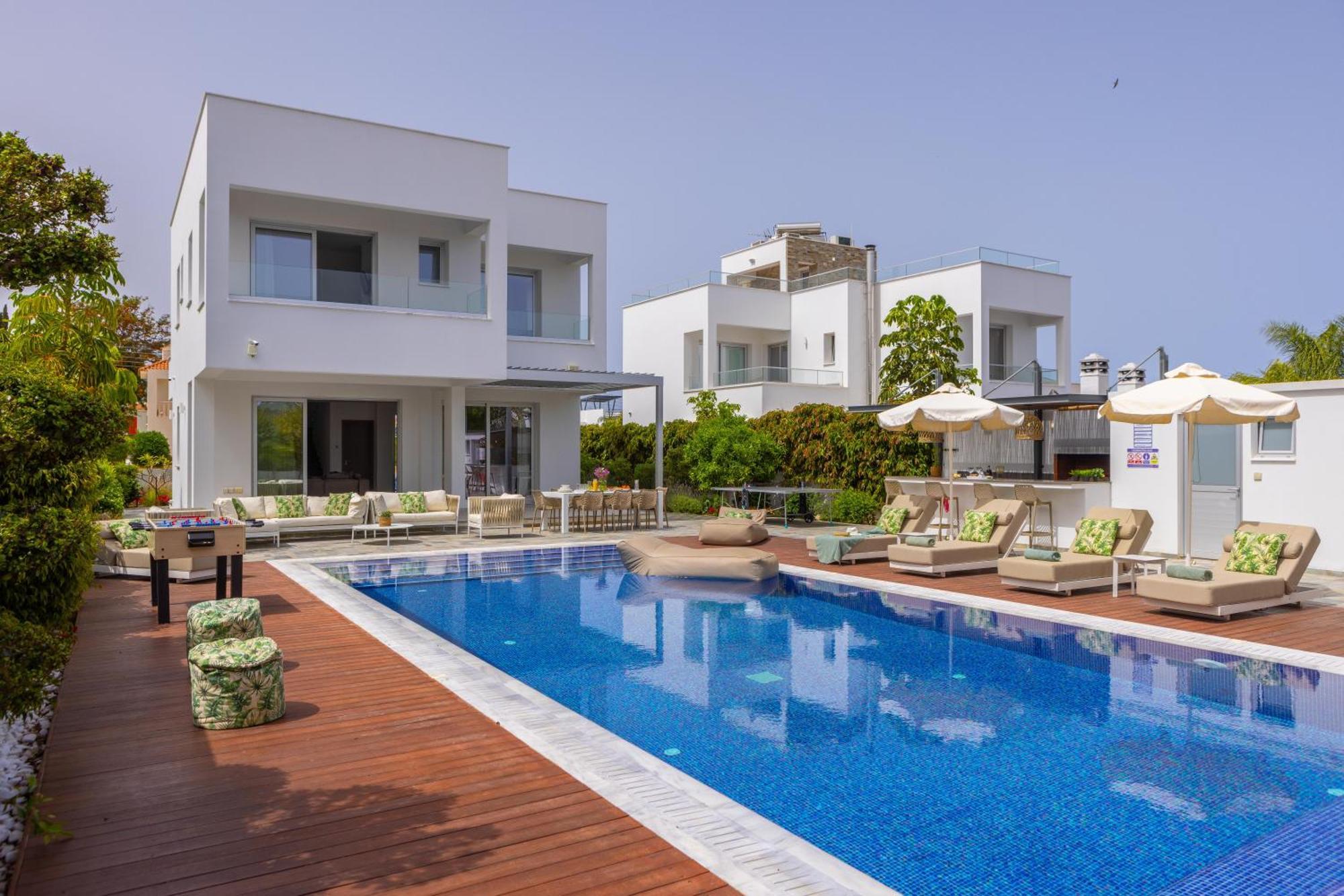 Green Heaven Villa 3 โปรทาราส ภายนอก รูปภาพ