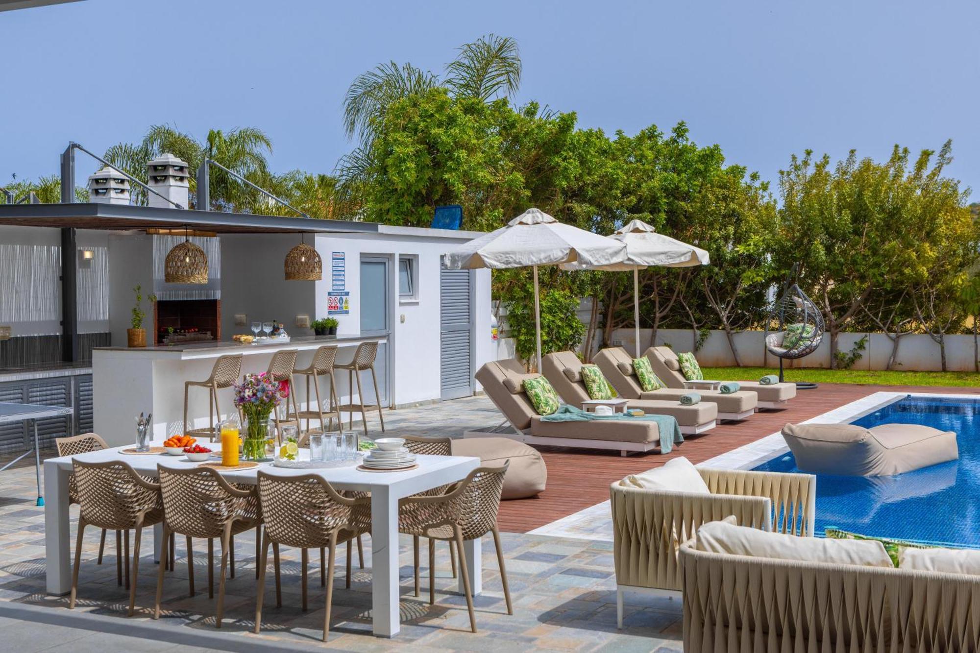 Green Heaven Villa 3 โปรทาราส ภายนอก รูปภาพ