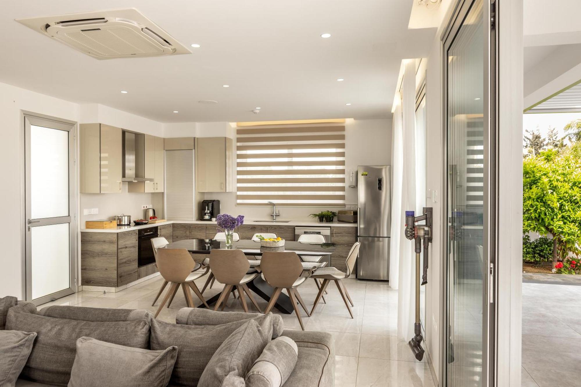 Green Heaven Villa 3 โปรทาราส ภายนอก รูปภาพ