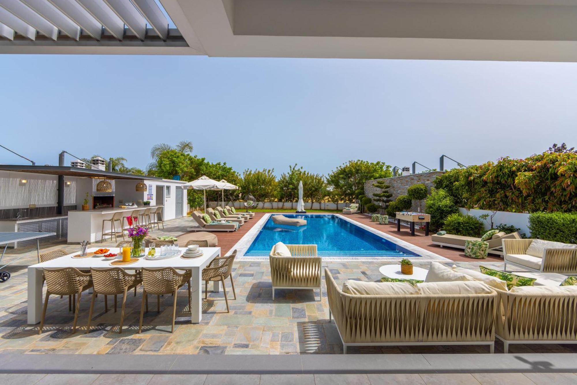Green Heaven Villa 3 โปรทาราส ภายนอก รูปภาพ