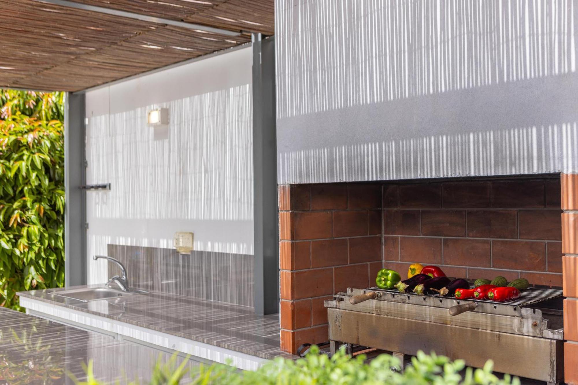 Green Heaven Villa 3 โปรทาราส ภายนอก รูปภาพ