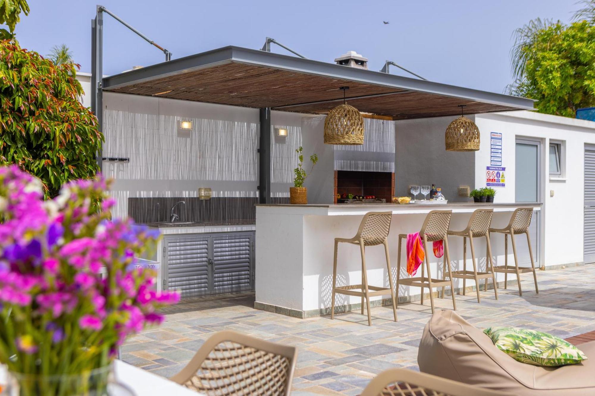 Green Heaven Villa 3 โปรทาราส ภายนอก รูปภาพ