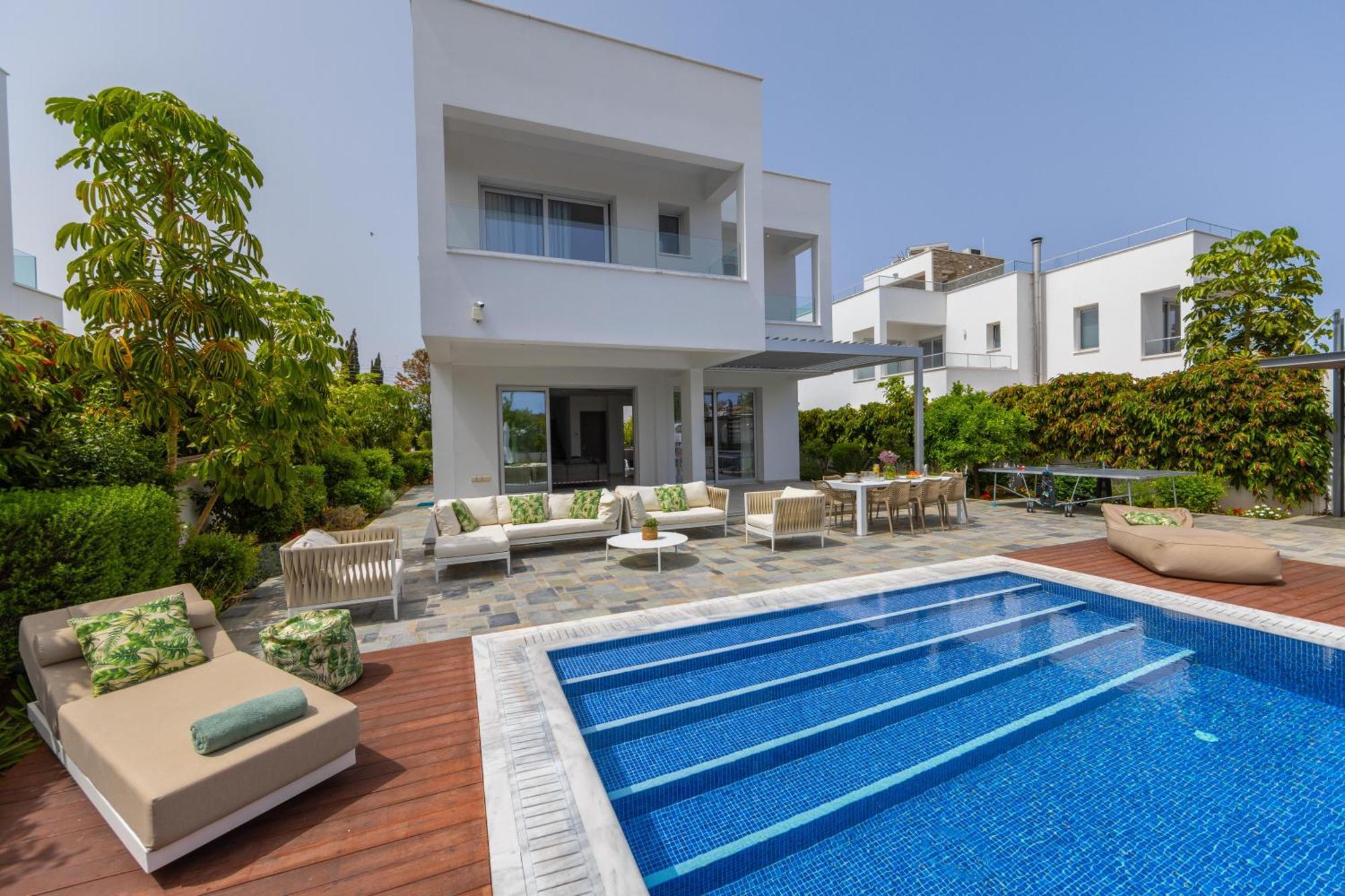 Green Heaven Villa 3 โปรทาราส ภายนอก รูปภาพ