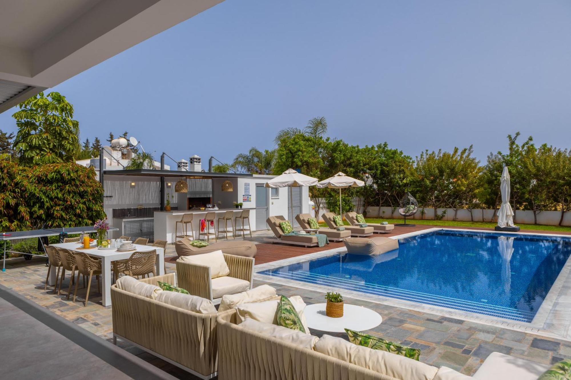 Green Heaven Villa 3 โปรทาราส ภายนอก รูปภาพ