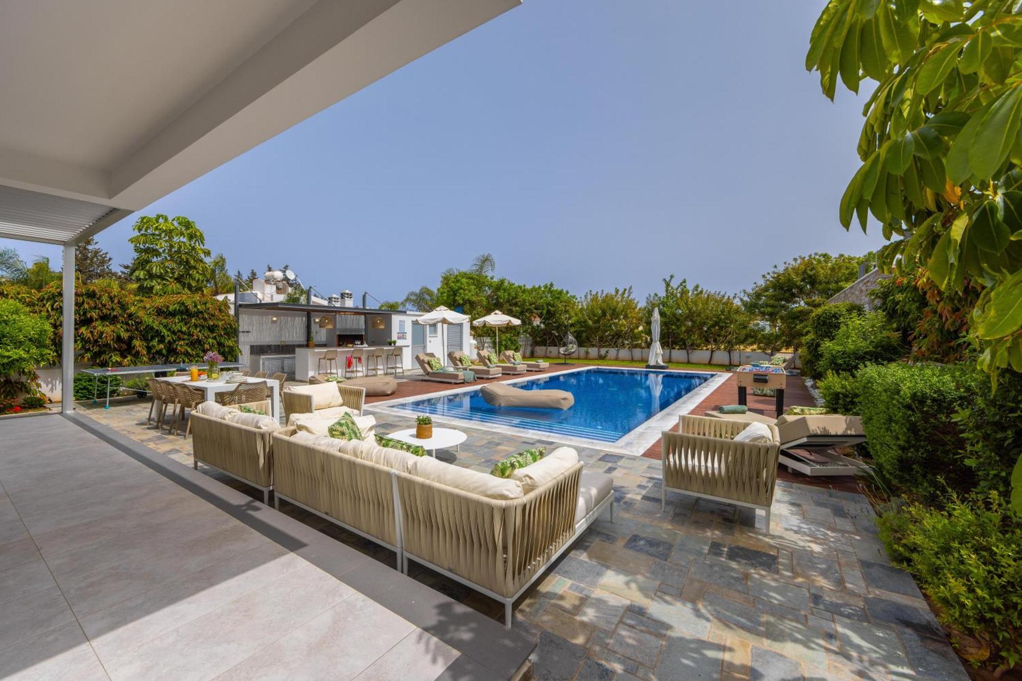 Green Heaven Villa 3 โปรทาราส ภายนอก รูปภาพ