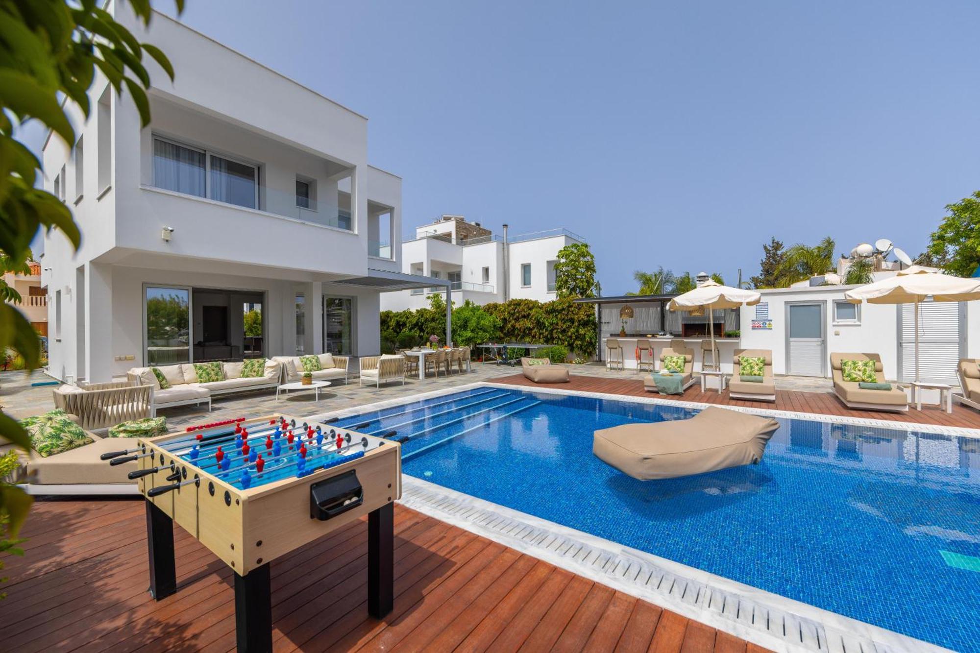 Green Heaven Villa 3 โปรทาราส ภายนอก รูปภาพ