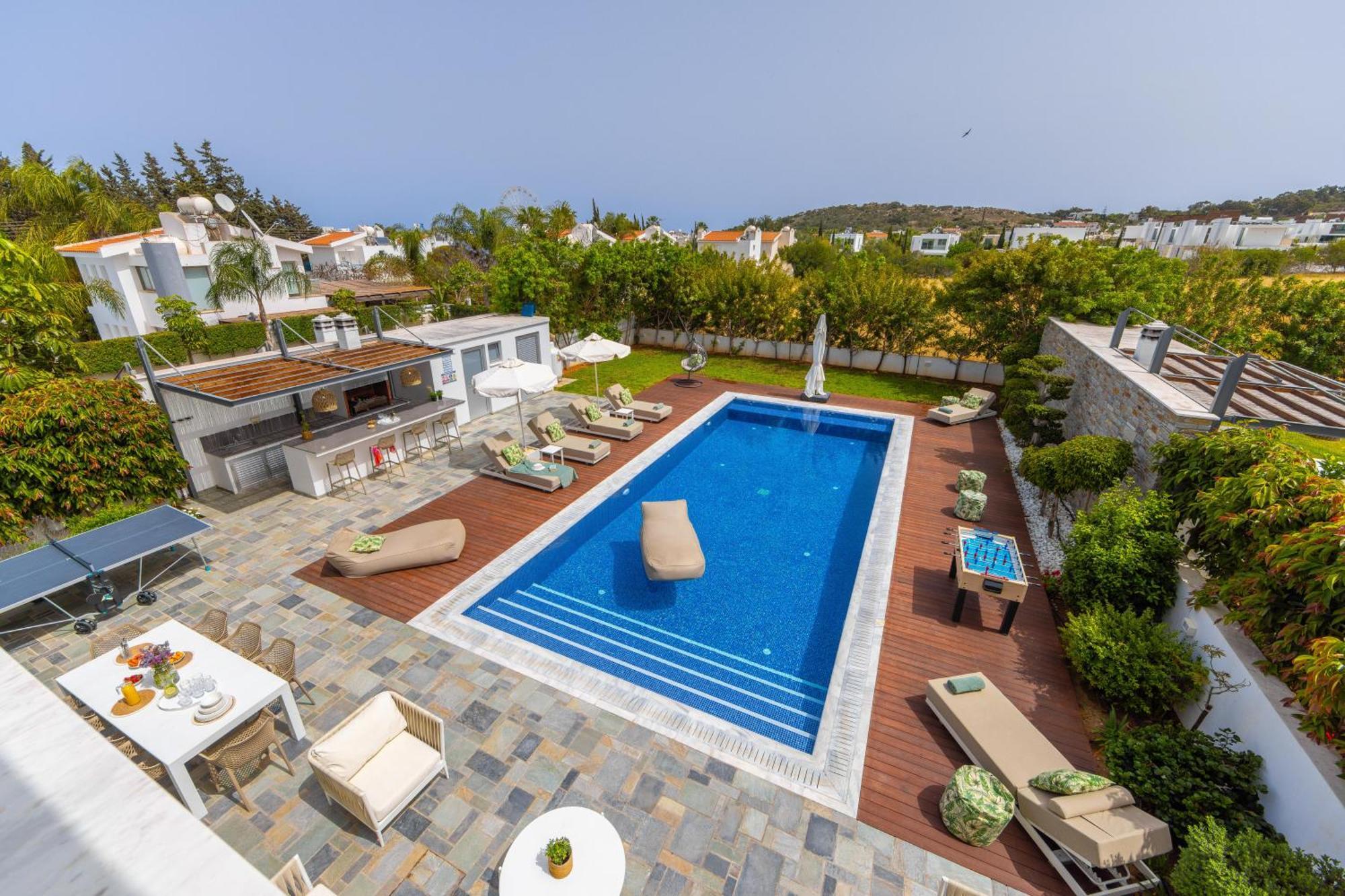 Green Heaven Villa 3 โปรทาราส ภายนอก รูปภาพ